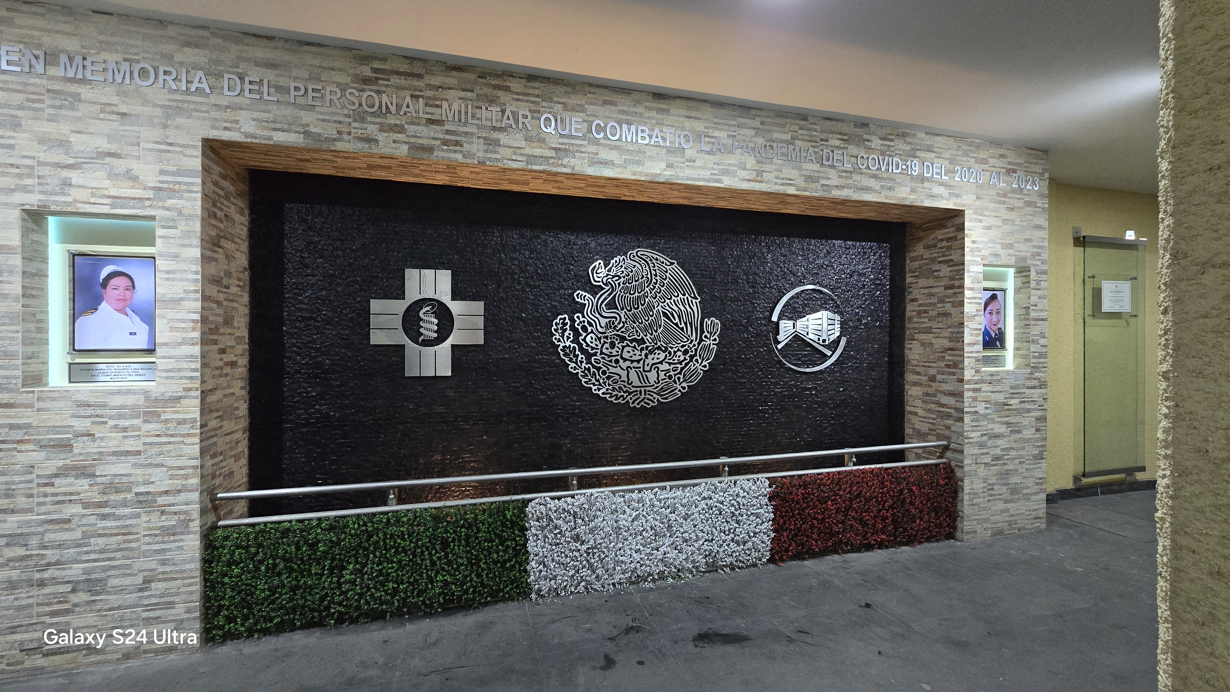 Mural conmemorativo COVID-19 Hospital Militar